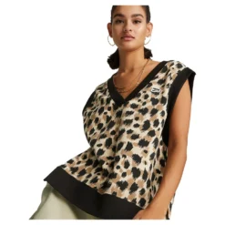 Puma Downtown Aop Vest Vest -Modaa Clothing Shop puma downtown aop vest vest 2