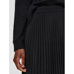 Selected Alexis Mid Waist Midi Skirt 12 Selected Alexis Mid Waist Midi Skirt -Modaa Clothing Shop selected alexis mid waist midi skirt 5