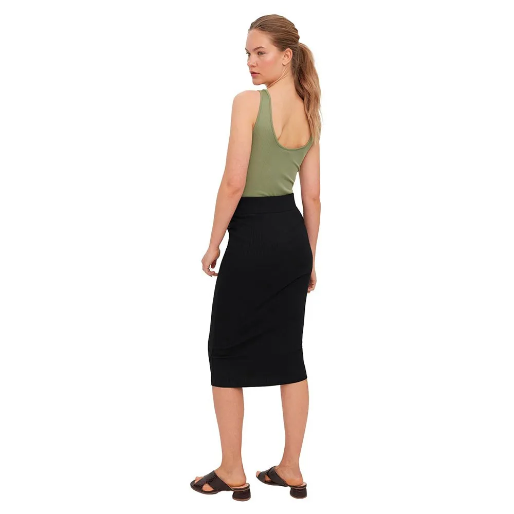 Vero Moda Lavender Pencil High Waist Midi Skirt 2 Vero Moda Lavender Pencil High Waist Midi Skirt - Image 2